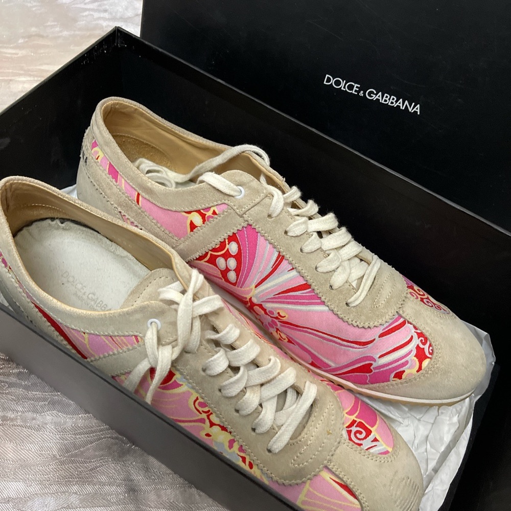 Dolce and Gabbana pink paisley sneakers